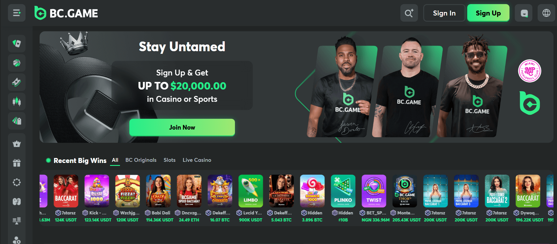 Interface view of BC Game showcasing its original provably fair Plinko with risk controls